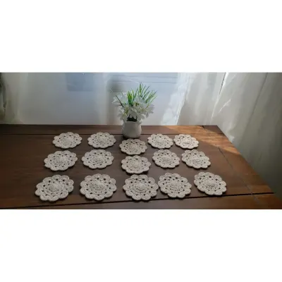Flores em Crochê para Customização - Bege e Cru 30 Unidades - artesanato de Mari Crochê feito com carinho!