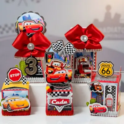 kit 20 caixinhas Personalizadas Carros Pixar Lembrancinhas Decoração Festa infantil Papelaria Caixinha Carros Pixar - artesanato de DucaParty Personalizados
