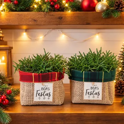 Cachepô Médio 13cm Natal e Ocasiões Especiais - Juta e Tecido com Tag - Lembrancinha e Brinde - artesanato de Craft.Mimo