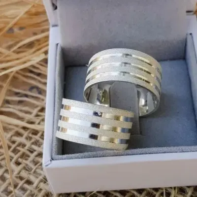 Par Alianças Prata 950 Namoro 10mm + Anel Compromisso - artesanato de TM JOIAS