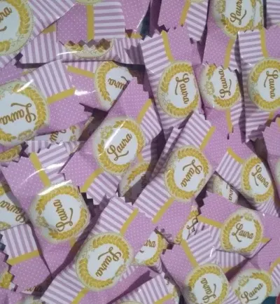 Balinha personalizada Feminina Coroa - artesanato de Amulleto Ateliê