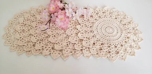 Jogo de 06 Toalhinhas em Crochê Cru (25 Cm) - artesanato de Mari Crochê feito com carinho!
