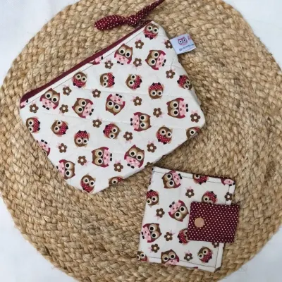Kit Organizador de Bolsa Artesanal Necessaire + Porta Absorvente - artesanato de Gabi Jodas Ateliê