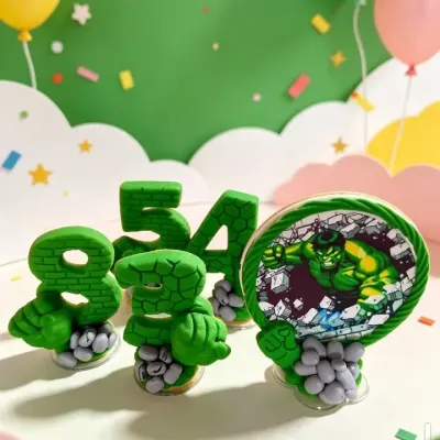 Vela Hulk Personalizada em Biscuit - artesanato de DN ARTS EM BISCUIT