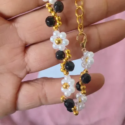 pulseira  luna - artesanato de jani biju  e artesa