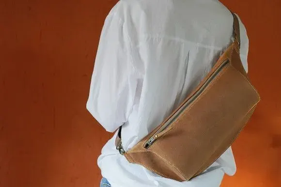 Bolsa Pochete Couro Legitimo Crazy Horse - artesanato de poroda