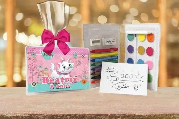 Estojo de Pintura Gatinha Marie Personalizado - artesanato de Artmanha Lembrancinhas
