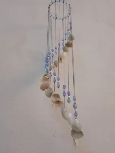 Sino dos Ventos Mobile de Pendurar em Conchas Naturais - artesanato de ilha arte mar
