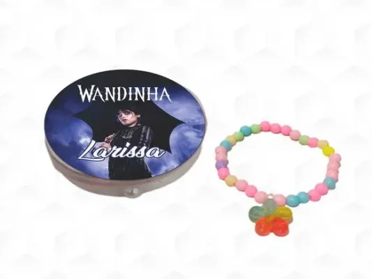 Latinha com Pulseira Wandinha Personalizada - artesanato de creativitybynina