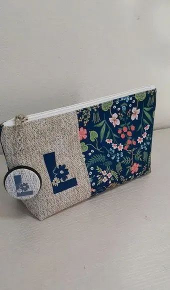 Necessaire personalizada - luxo - artesanato de Innovare Studio