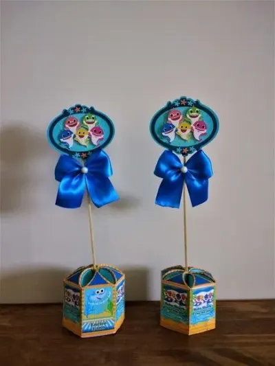 Centro de mesa baby shark - artesanato de Fina Essência Papelaria Personalizada