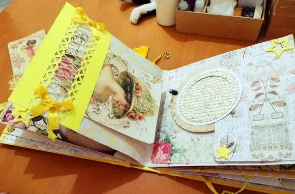 Álbum de Fotos Personalizado Viver Amarelo - artesanato de Ateliê de Criação Usina Caseira
