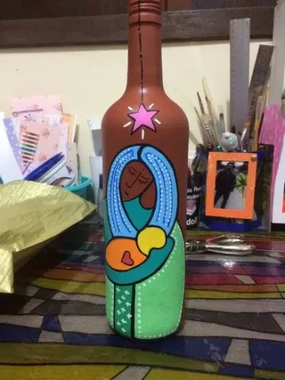 Garrafa Decorativa - Nossa Senhora do Acolhimento - artesanato de Ateliê de Criação Usina Caseira