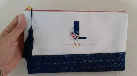 Necessaire G personalizada - marinho e branco - artesanato de Innovare Studio