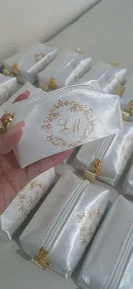 Necessaire mini box - branco e dourado - artesanato de Innovare Studio