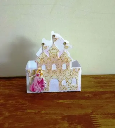Caixa Castelo Princesas - artesanato de Fina Essência Papelaria Personalizada