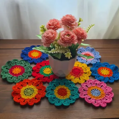 Trilho de Mesa Flores Japonesa (40 cm x 30 Cm) - artesanato de Mari Crochê feito com carinho!