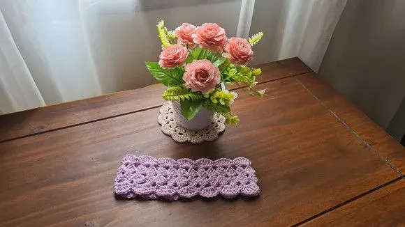 Faixa para Cabelo em Crochê Lilás - artesanato de Mari Crochê feito com carinho!