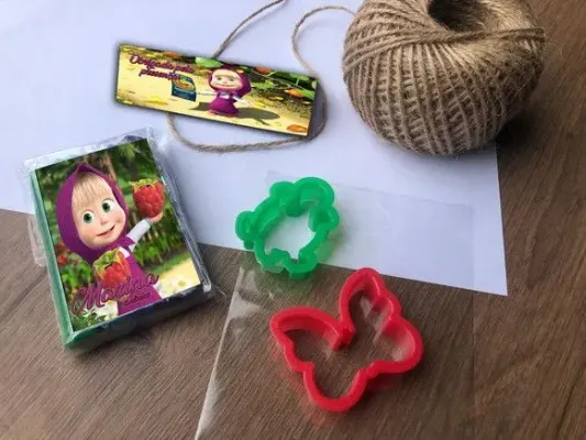 Massinha Modelar Marsha e o Urso Personalizada - artesanato de Mi Papelaria Criativa