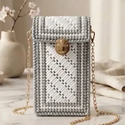 Bolsa tiracolo artesanal em Crochê / Fio de Malha - artesanato de Mais uma volta