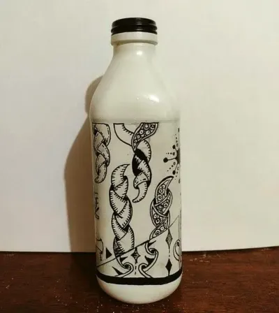 Garrafa Decorativa Zentangle I - artesanato de Ateliê de Criação Usina Caseira
