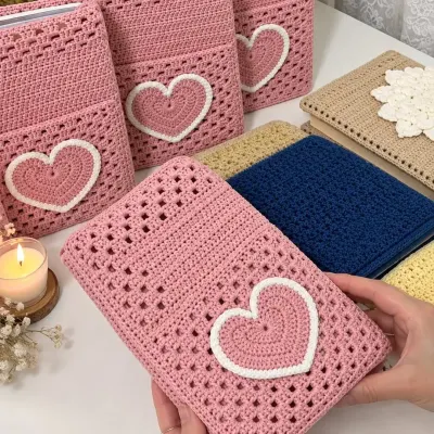 Capa para Bíblia em Crochê 📖🌷 - artesanato de Nuelly Crochês
