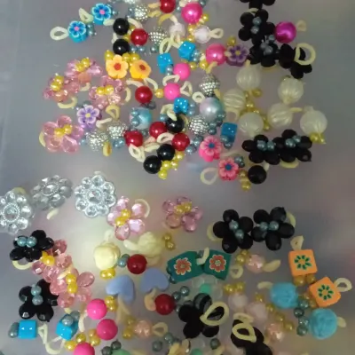 Pérolas de Penteado pet, com 60 unidade. - artesanato de Capolavoro Lacinhos e enfeites pet