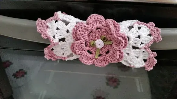 Pegador de Arm./fogão Fascinação - artesanato de Mari Crochê feito com carinho!