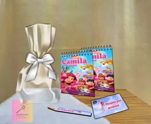 Bloquinho Mundo de Mia Personalizado - artesanato de Artmanha Lembrancinhas