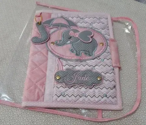 Capa pra caderneta de vacinas - artesanato de Ateliê cantinho do bebê
