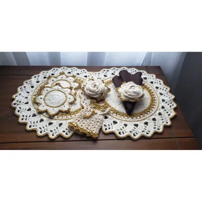 Kit Sousplat Cru Dourado 6 Peças (capa para Adoçante Brinde) - artesanato de Mari Crochê feito com carinho!