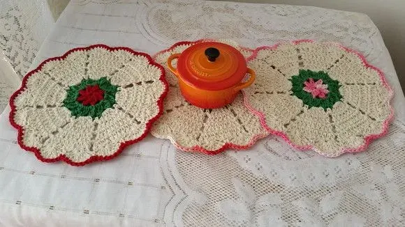 Descanso de Panelas em Crochê 03 Peças Cru - artesanato de Mari Crochê feito com carinho!