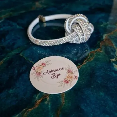 Pulseira rosa - artesanato de Abbracio Bijoux