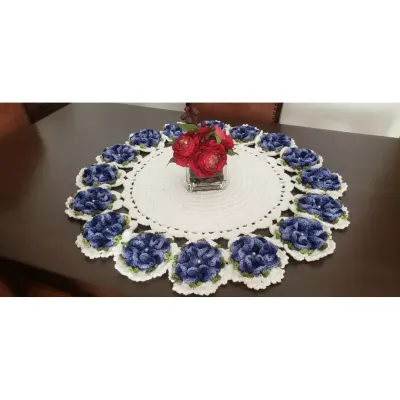 Centro de Mesa em Crochê Flores Azul Mesclado (70 Cm) - artesanato de Mari Crochê feito com carinho!