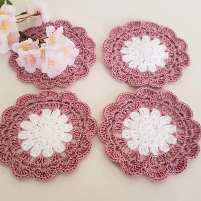 Descanso de Copos em Crochê Rosa Velho (04 Unidades) - artesanato de Mari Crochê feito com carinho!