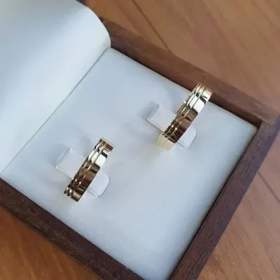 Alianças de Ouro 18k 4mm 4grs Casamento + Anel Solitário - artesanato de TM JOIAS