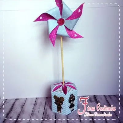 Centro de mesa lol surprise - artesanato de Fina Essência Papelaria Personalizada