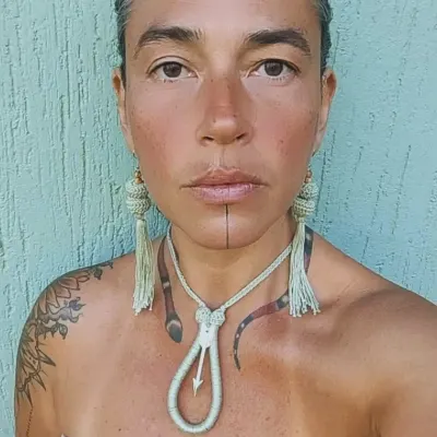 Colar Mira 🏹 Vendida ✔️ - artesanato de Iracema Joalheira Têxtil