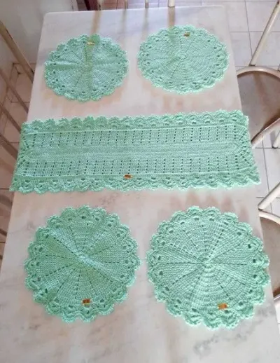 Kit de Mesa Posta em Crochê