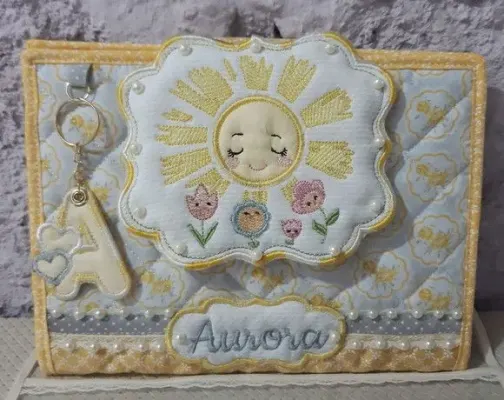 Capa pra caderneta de vacinas - artesanato de Ateliê cantinho do bebê