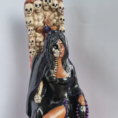 pombo gira rosa caveira no trono 30 cm - artesanato de Ateliê Silmara Boni