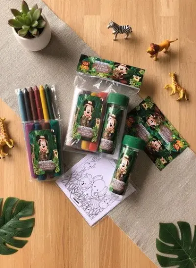 Kit Massinha + Giz + Bolha - Mickey Safari Personalizado - artesanato de Mi Papelaria Criativa