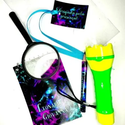 Kit Bloquinho + Lupa e Lanterna Neon Personalizado - artesanato de Mi Papelaria Criativa