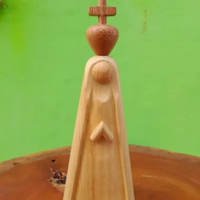 Nossa senhora Aparecida de madeira - artesanato de ArtePol