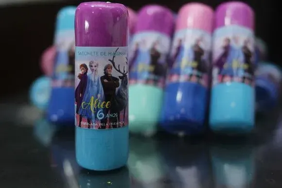 Lembrancinha Infantil Frozen Sabonete Mágico Massinha - artesanato de Juliana Biz - casa e bem estar