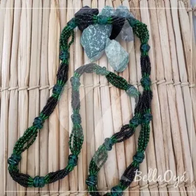 Guia de Miçanga Preta e Verde -7 fios - artesanato de BellaOya Guias e Brajas