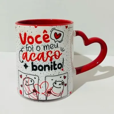 Caneca Personalizada Alça de Coração - artesanato de laura personalizados