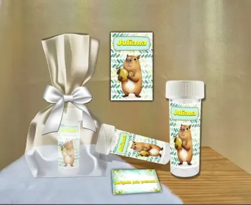 Bolha de Sabão Capivara Personalizada - artesanato de Artmanha Lembrancinhas
