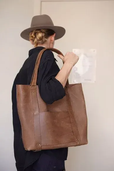 Bolsa Tote Shopper +cinto Corset de Couro Legitimo - artesanato de poroda