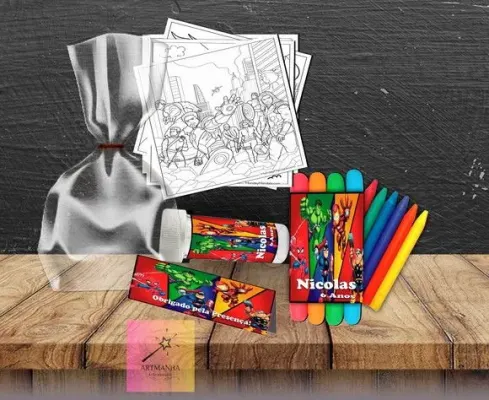 Kit Massinha + Giz + Bolha Vingadores Personalizado - artesanato de Artmanha Lembrancinhas